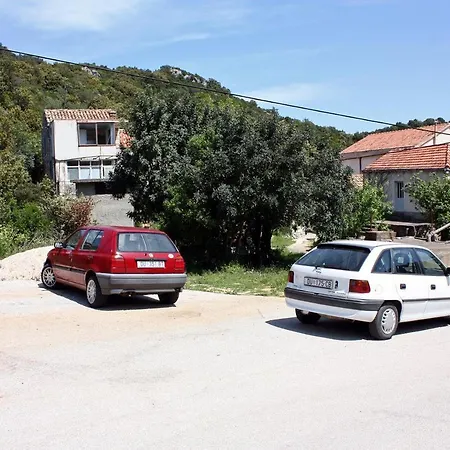 Okuklje 4912f * Babino Polje